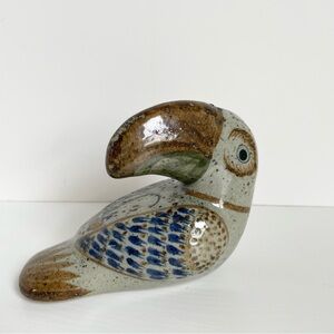 Vintage Mexican pottery tucan